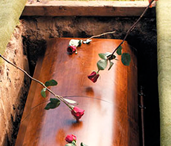 фото копка могилы